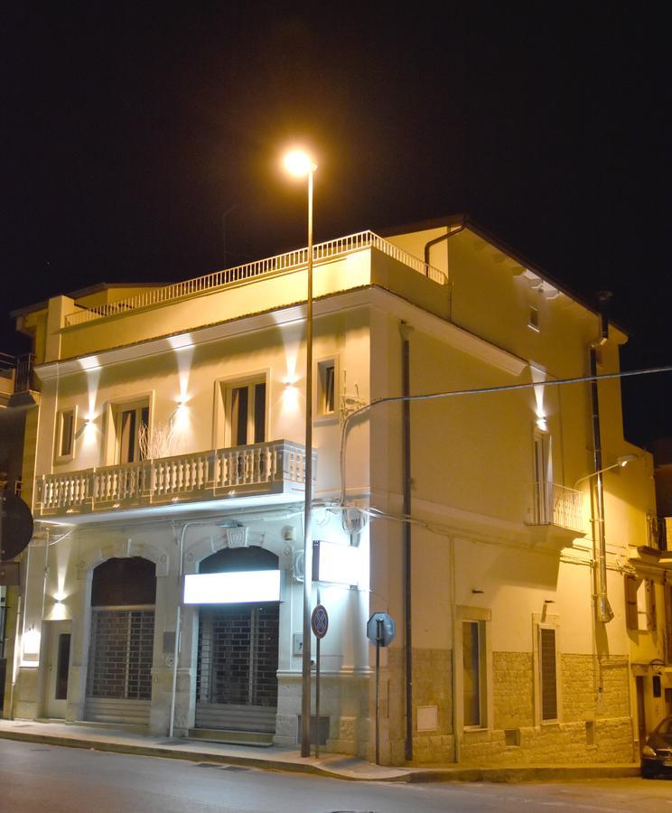 Finestre sul Borgo Bed & Breakfast Cassano delle Murge Exterior foto